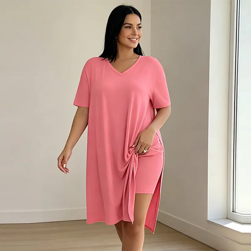 Set de Vară 2 Piese Dama Plus Size, Tricou Lung cu Crăpătură Laterală și Pantaloni Scurți, Material Moale, Elastic și Respirabil