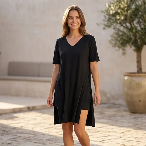 Set de Vară 2 Piese Dama Plus Size, Tricou Lung cu Crăpătură Laterală și Pantaloni Scurți, Material Moale, Elastic și Respirabil