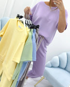 ⏳ Ofertă limitată în timp! ⏰ Set casual pentru femei, compus din un top uni și pantaloni