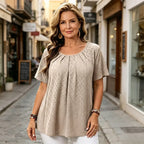 Bluză Elegantă de Damă cu Broderie Sparte și Pliuri la Decolteu, Tricou Lejer cu Mânecă Scurtă, Cămașă Texturată în Stil Francez