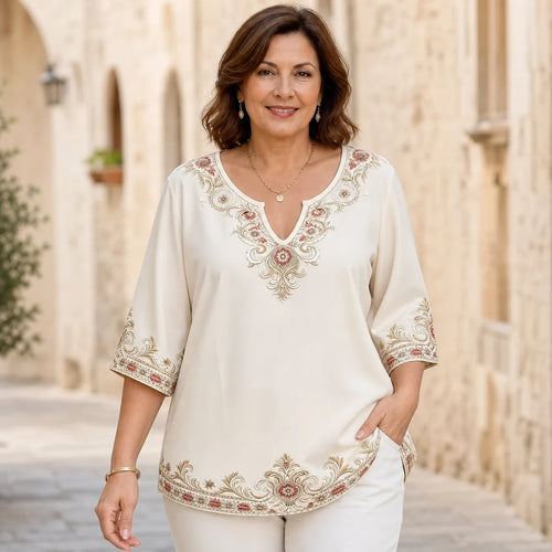 Bluză cu mânecă scurtă, decolteu în V și broderie retro, mărimi mari