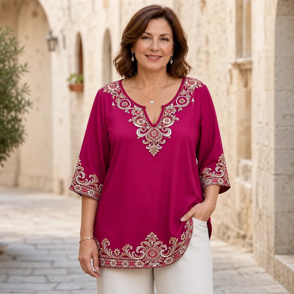Bluză cu mânecă scurtă, decolteu în V și broderie retro, mărimi mari
