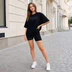 Set de Damă din 2 Piese cu Tricou Oversized și Pantaloni Scurți de Biciclist, Material Elastic, Respirabil și Moale